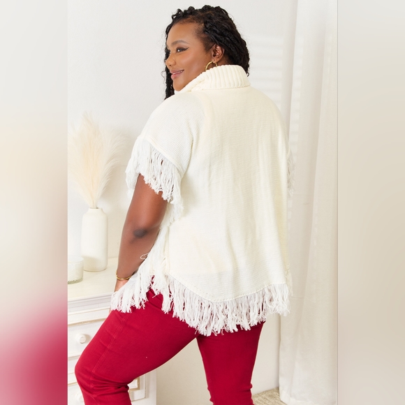 Justin Taylor Designer White Turtle Neck Fringe Poncho One Size Fit All - Picture 7 of 10